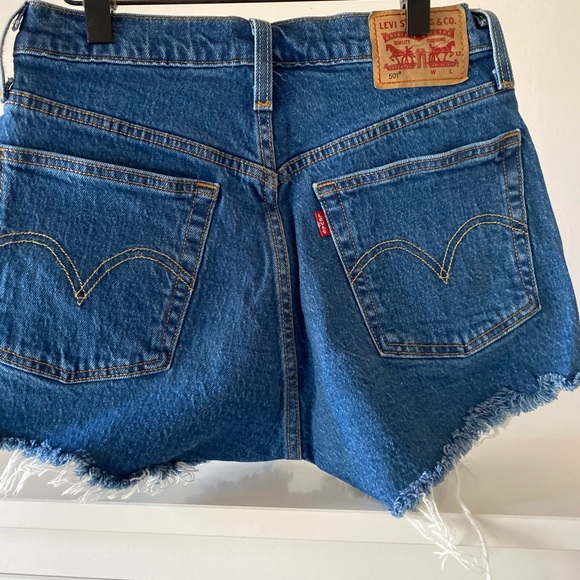 LEVI 501 - Picture 5 of 7